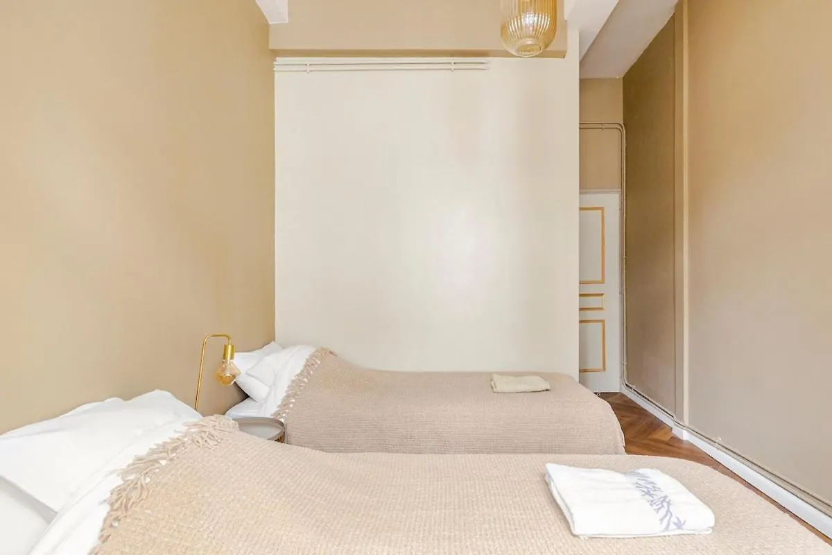Magnifique Appartement Renove Bagneres-de-Bigorre Apartment