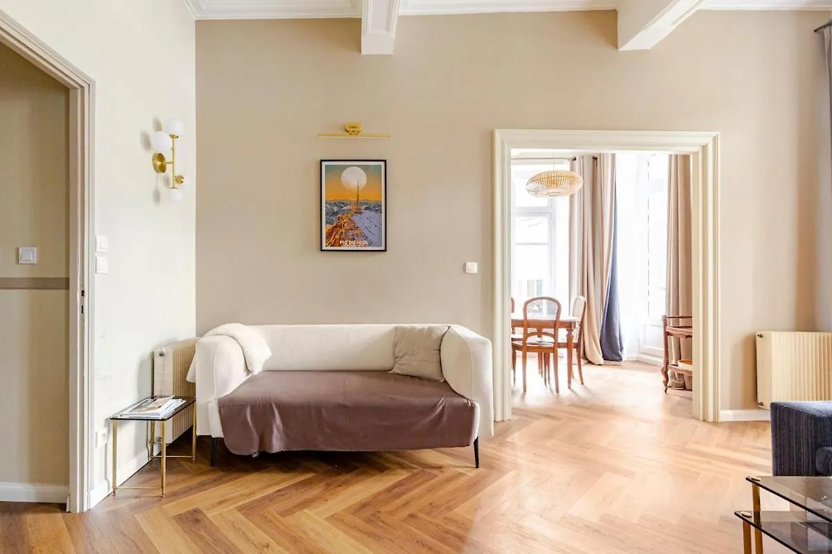 Magnifique Appartement Renove Bagneres-de-Bigorre